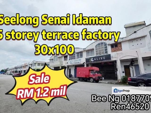 Warehouse for sale in Taman Desa Idaman, Seelong