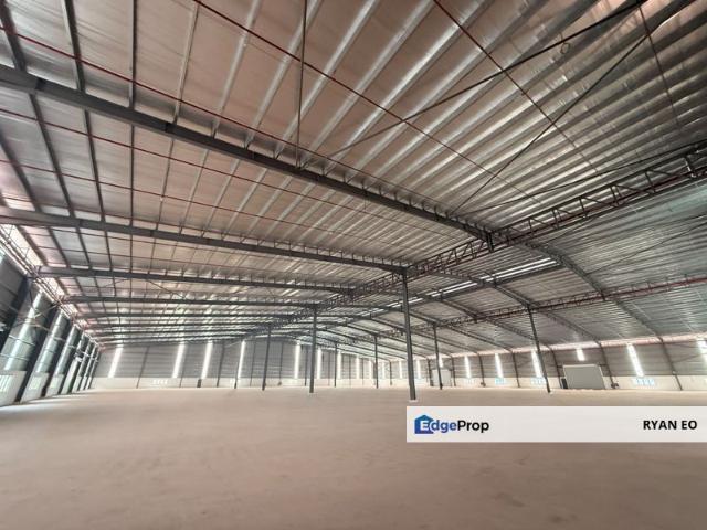 Warehouse for rent in Taman Desa Idaman, Seelong