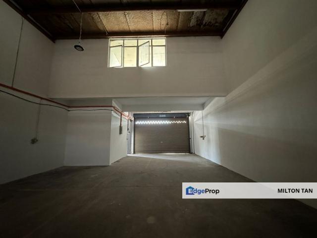 Warehouse for sale in Seelong, Johor