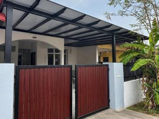 House for sale in Taman Senai Utama, Kulai