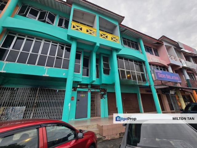Shop for rent in Kulai, Johor