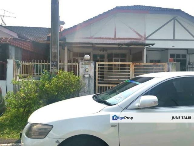 House for sale in Taman Senai Utama, Kulai