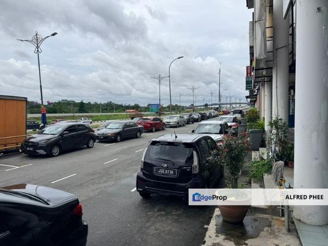 Shop for sale in Kulai, Johor