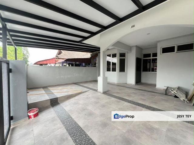 House for sale in Taman Senai Utama, Kulai
