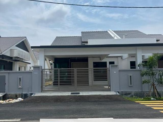 House for sale in Sendayan Village, Negeri Sembilan