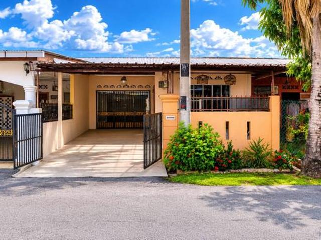 Terraced House for sale in Sendayan Village, Negeri Sembilan