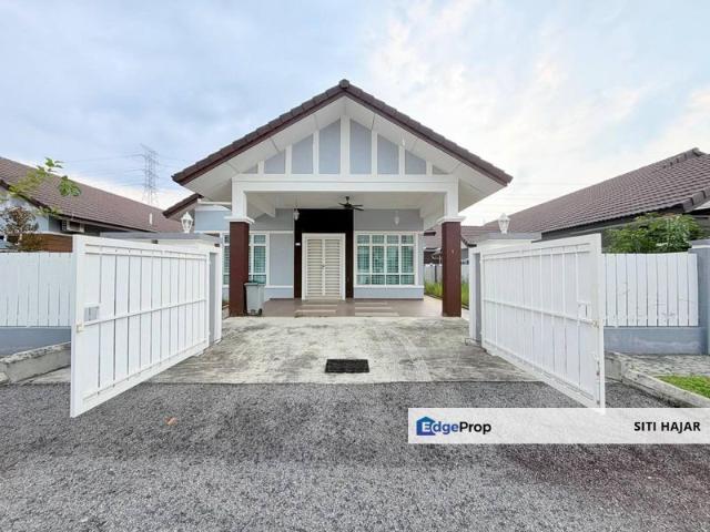 House for sale in Sendayan Village, Negeri Sembilan