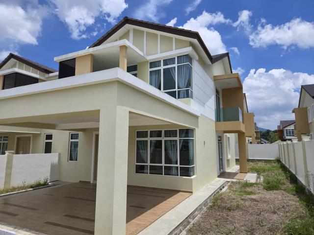Residential House for sale in Sendayan Village, Negeri Sembilan