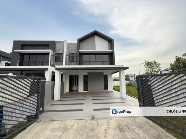 House for sale in Sendayan Village, Negeri Sembilan