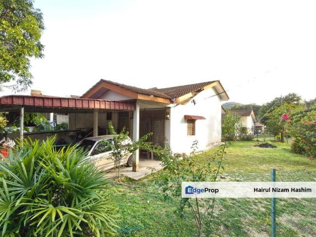 House for sale in Sendayan Village, Negeri Sembilan