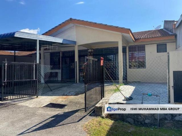 House for sale in Sendayan Village, Negeri Sembilan
