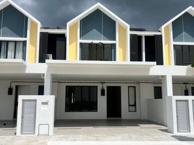 House for sale in Sendayan Village, Negeri Sembilan