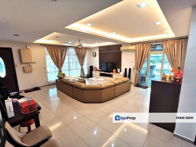 House for sale in Malaka