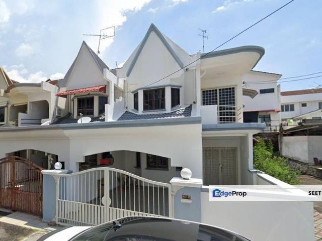 House for sale in Malaka