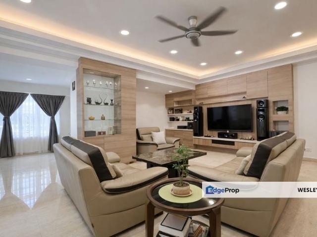 House for sale in Malaka