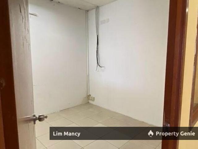Shop Office for sale in Johore Bahru, Johor