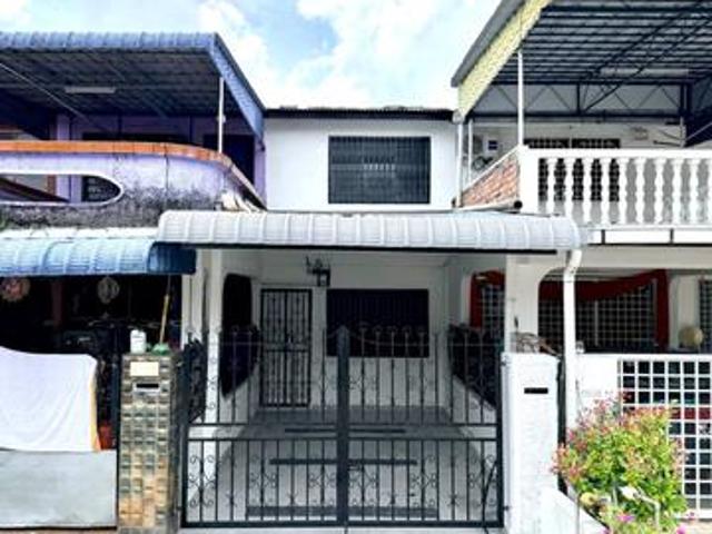 Terraced House for sale in Rengam, Johor
