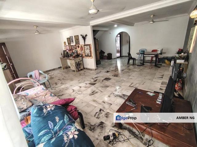 House for sale in Country Heights Damansara, Kuala Lumpur