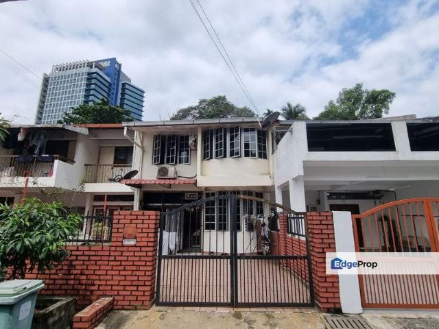 House for sale in Country Heights Damansara, Kuala Lumpur