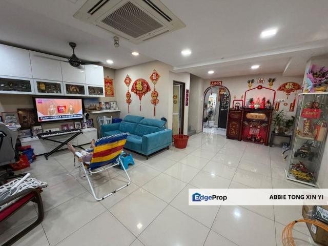 House for sale in Country Heights Damansara, Kuala Lumpur