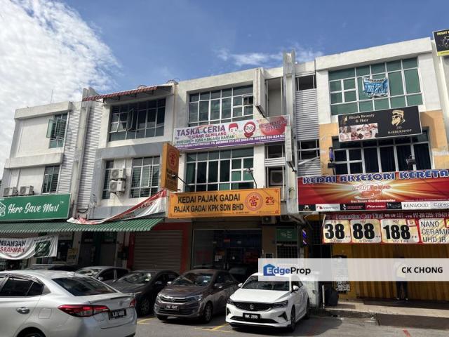 Shop for rent in Petaling, Subang Jaya