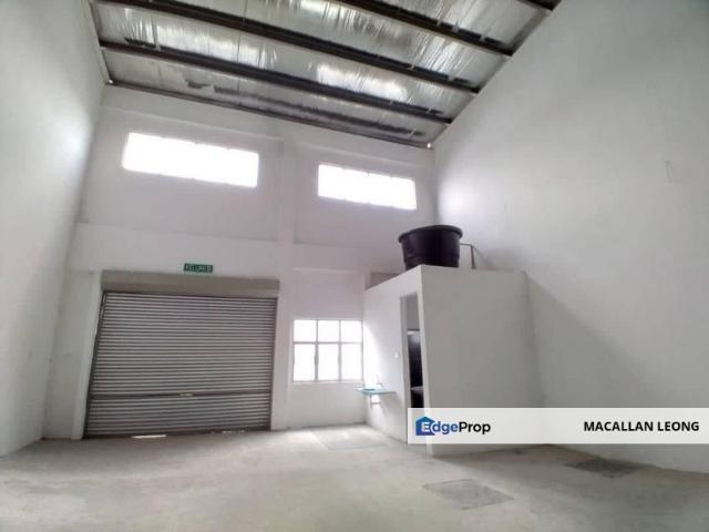 Warehouse for rent in Petaling, Subang Jaya