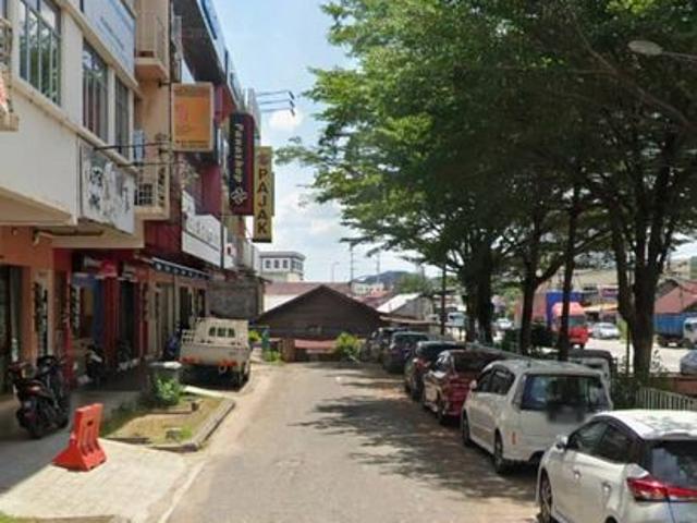 Shop for rent in Petaling, Subang Jaya