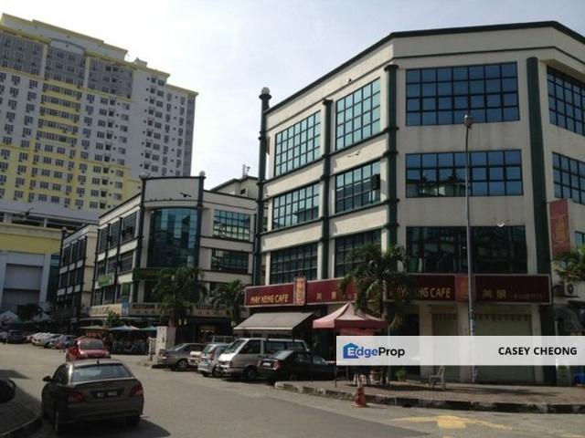 Shop for sale in Petaling, Subang Jaya