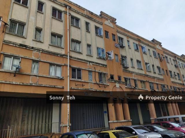 Shop for sale in Petaling, Subang Jaya