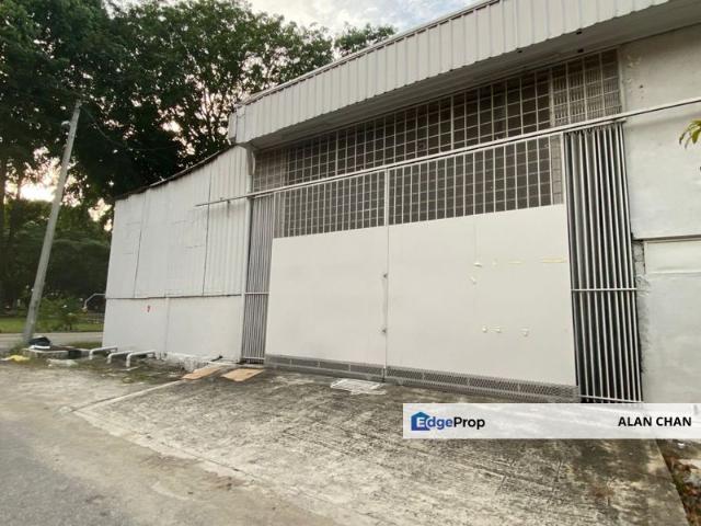 Warehouse for rent in Petaling, Subang Jaya