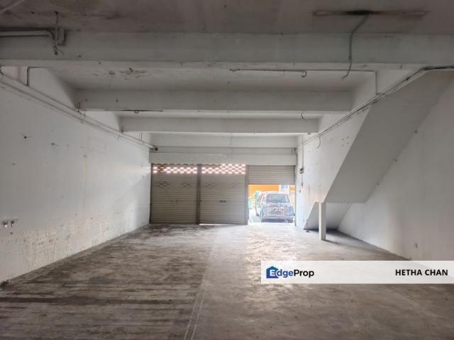 Shop for rent in Petaling, Subang Jaya