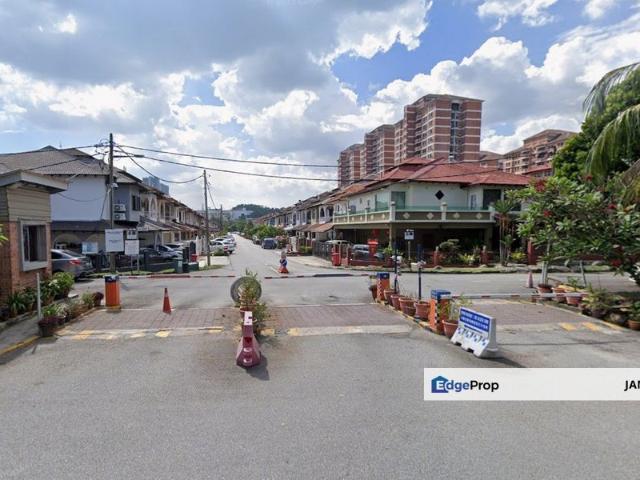 House for sale in Petaling, Subang Jaya