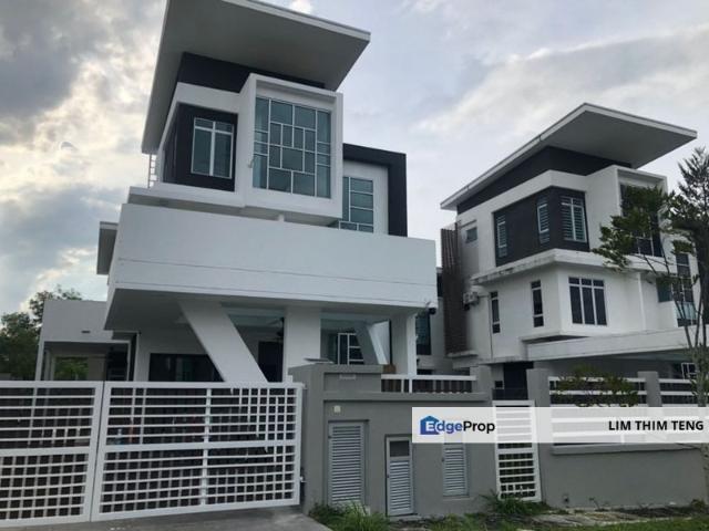 House for sale in Sendayan Village, Negeri Sembilan