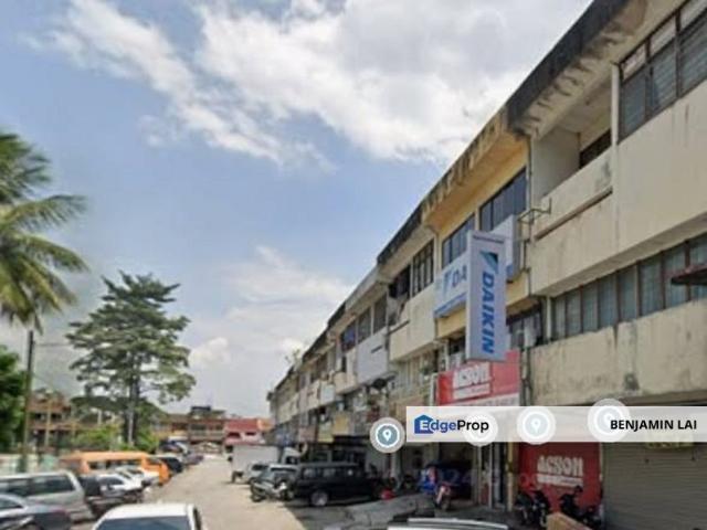 Shop for sale in Langat, Selangor