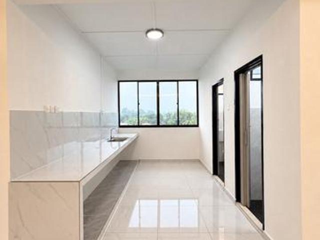 Flat for sale in Pontian