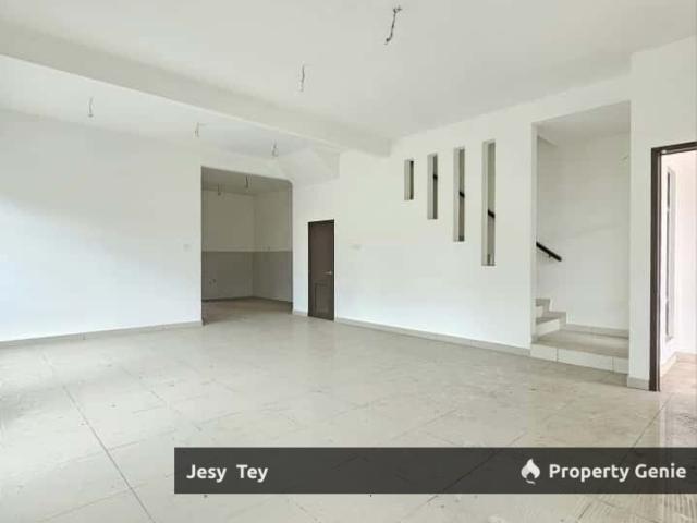Terraced House for sale in Taman Mount Austin, Tebrau