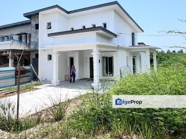 House for sale in Ayer Baloi, Pontian