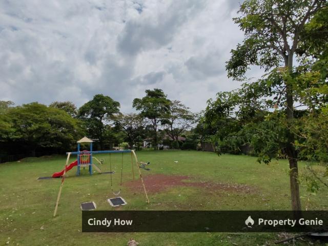 Terraced House for sale in Malaka