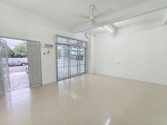 Terraced House for rent in Wellesley, Penang