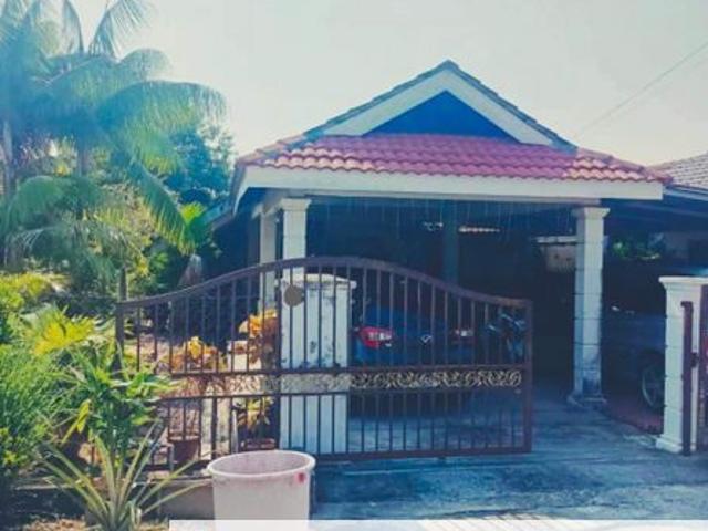 House for sale in Tanjong Sepat, Selangor