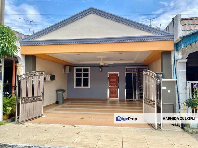 House for sale in Malaka