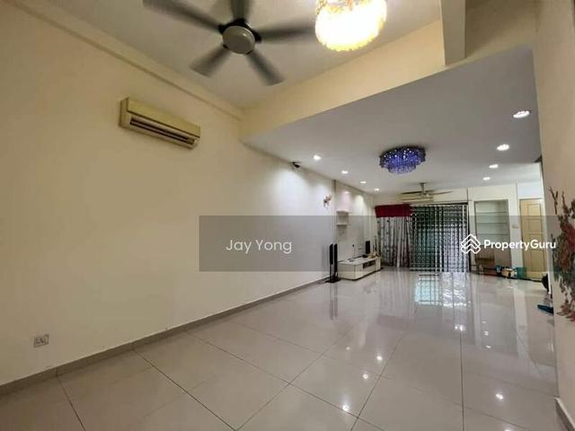 Terraced House for rent in City Centre