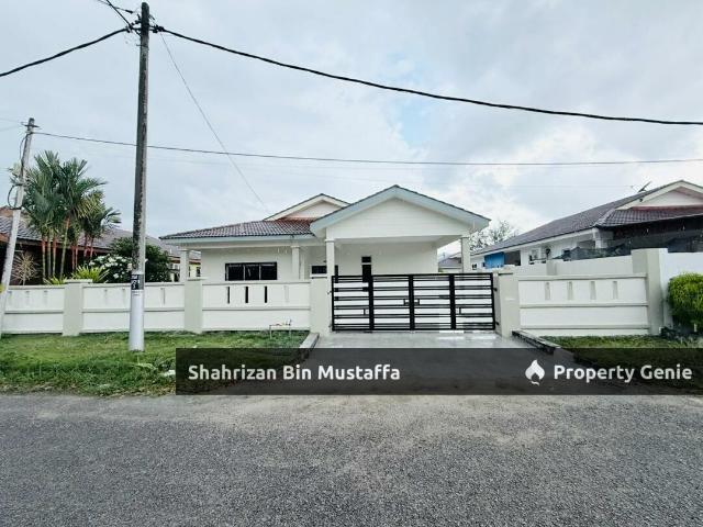 Bungalow for sale in Kluang, Johor