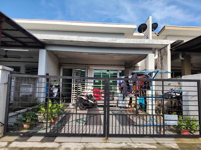 Terraced House for sale in Kluang