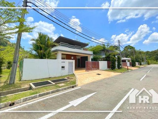 Bungalow for sale in Kinabalu, Sabah