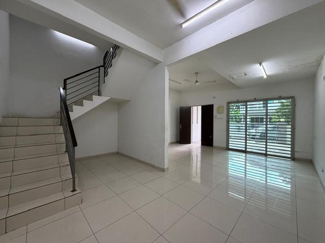Terraced House for rent in Wellesley, Penang