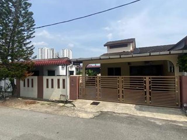 Terraced House for sale in Wellesley, Penang