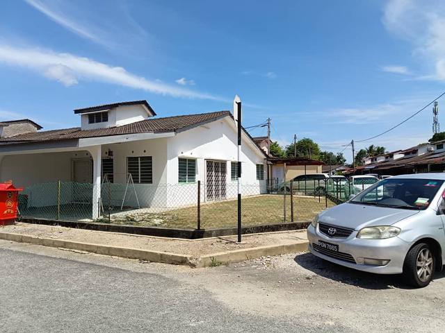 Terraced House for sale in Wellesley, Penang
