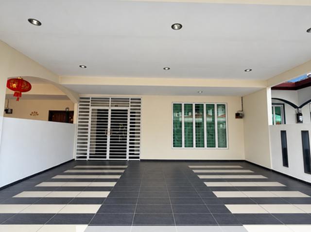 House for rent in Malaka