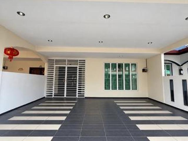 Terraced House for rent in Malaka